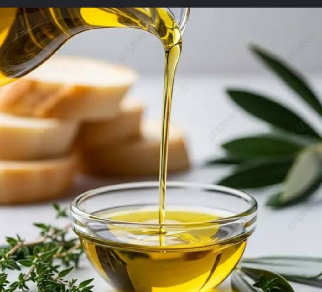 ياحبار ياكريم متوفر لدينا زيت زيتون عفريني وادلبي وساحلي