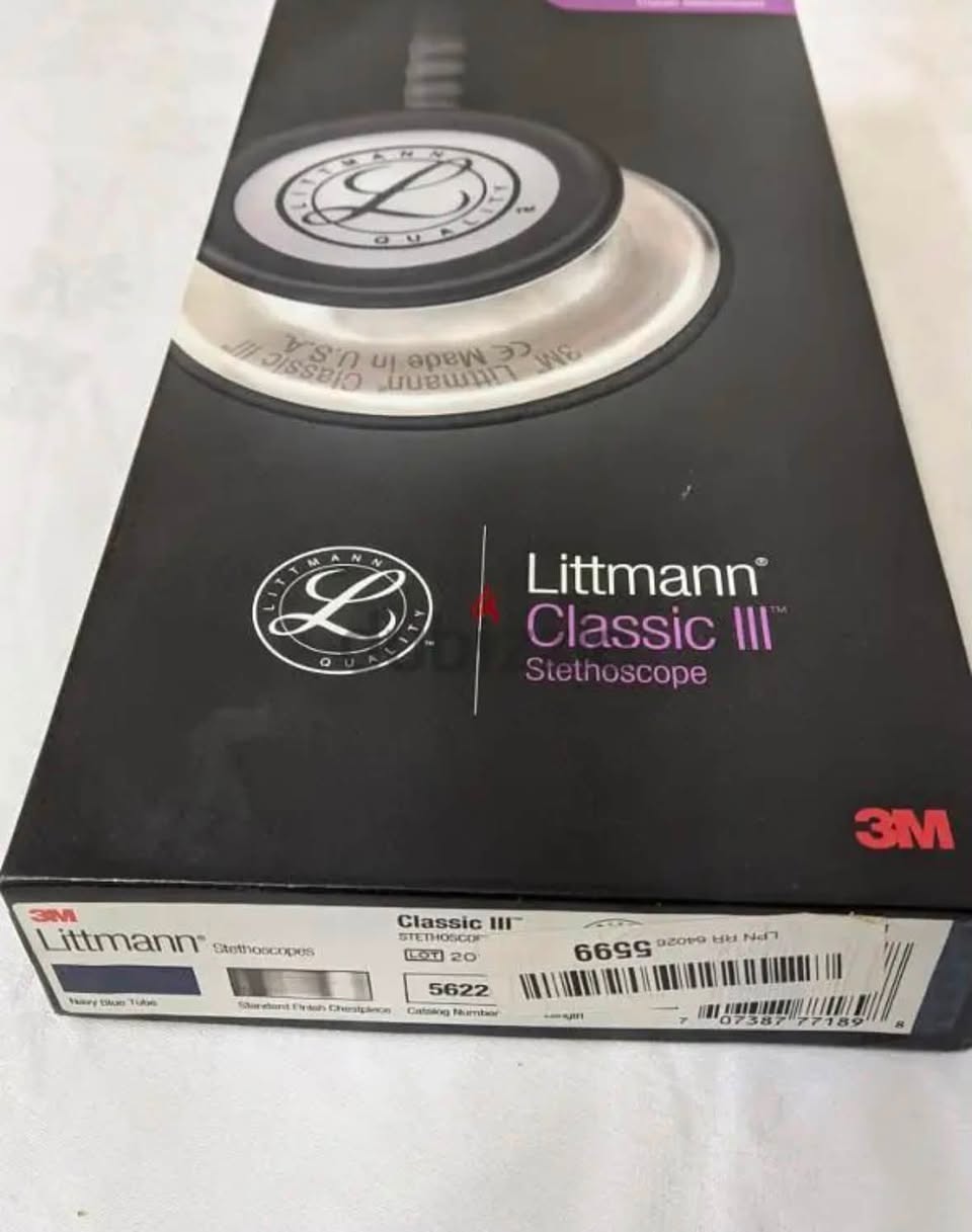 للبيع جديده لم تستعمل السعر:٧٢٠٠ Littman 3m classic stethoscope